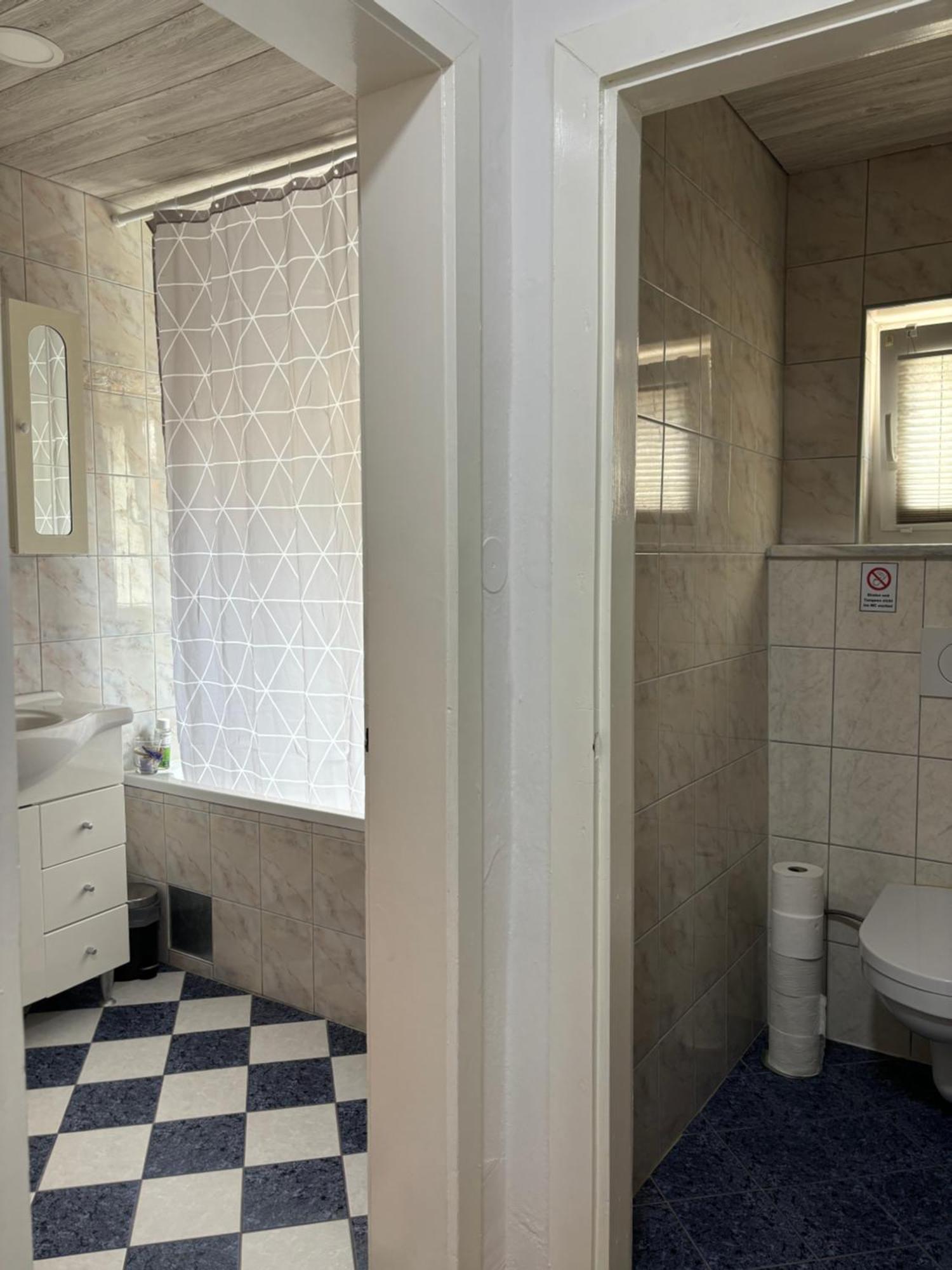 Wohnung See- Und Bergnaehe Gmunden Esterno foto