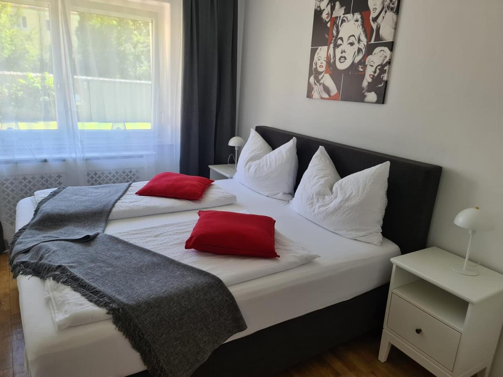 Wohnung See- Und Bergnaehe Gmunden Esterno foto